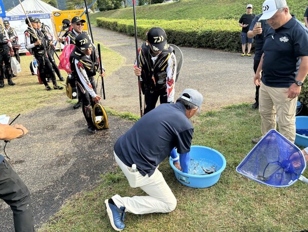 シード権争奪戦オトリ配布IMG_6582.jpg