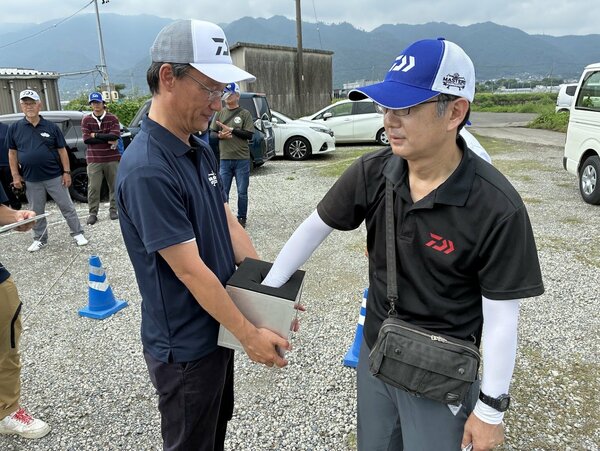 決定戦釣り座抽選IMG_6832.jpg