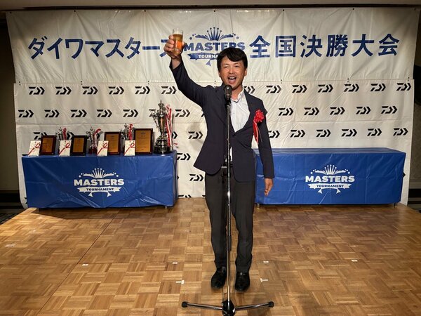 IMG_2798伊藤社長乾杯.jpg