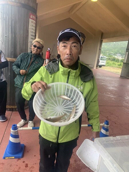 IMG_3354釣れてます3.jpg